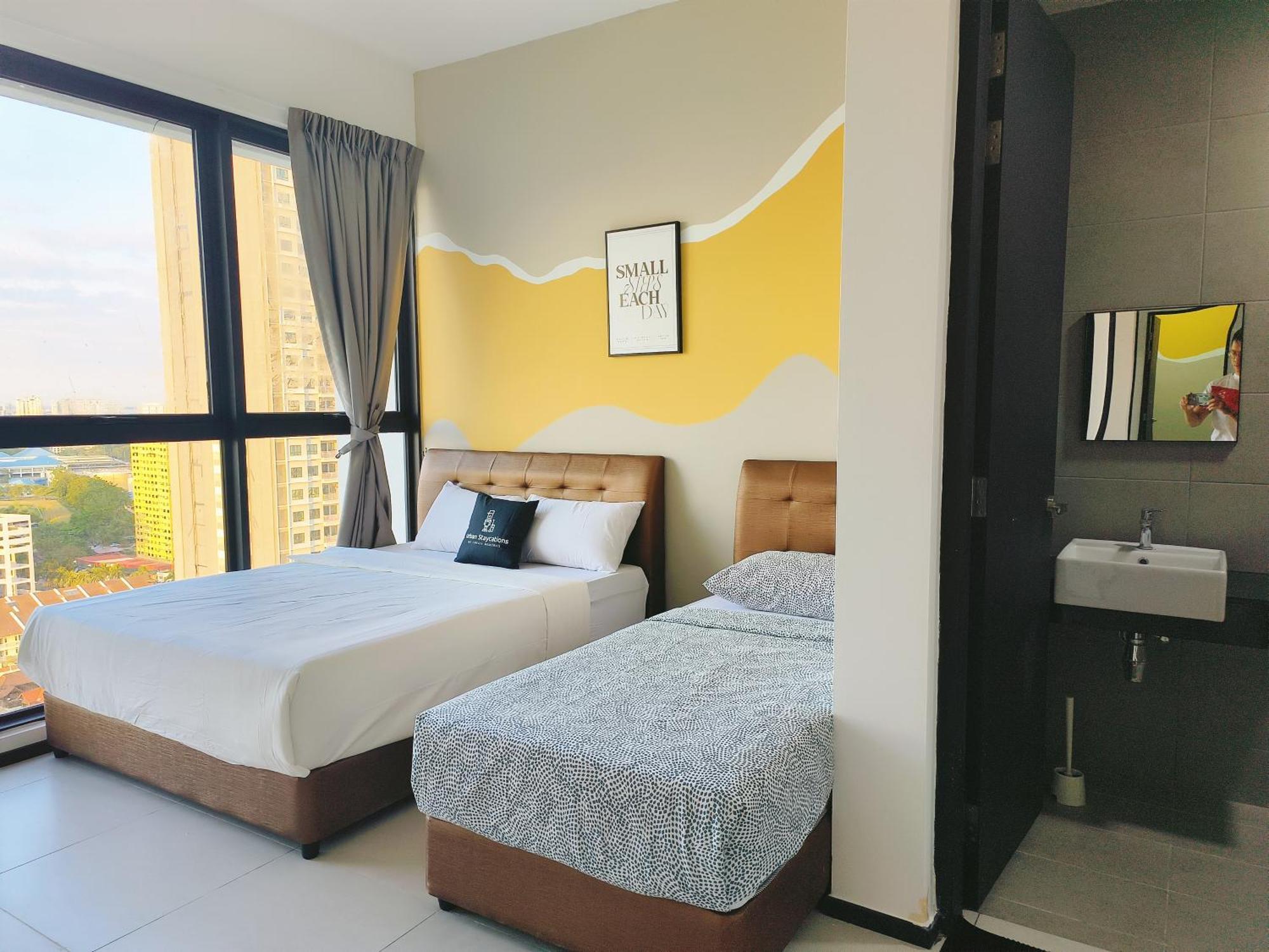 Apartment New 2br Or 3br Homey Getaway 7 To 10 Pax At Urban Suites, Georgetown By Urban Staycation Lod Jelutong