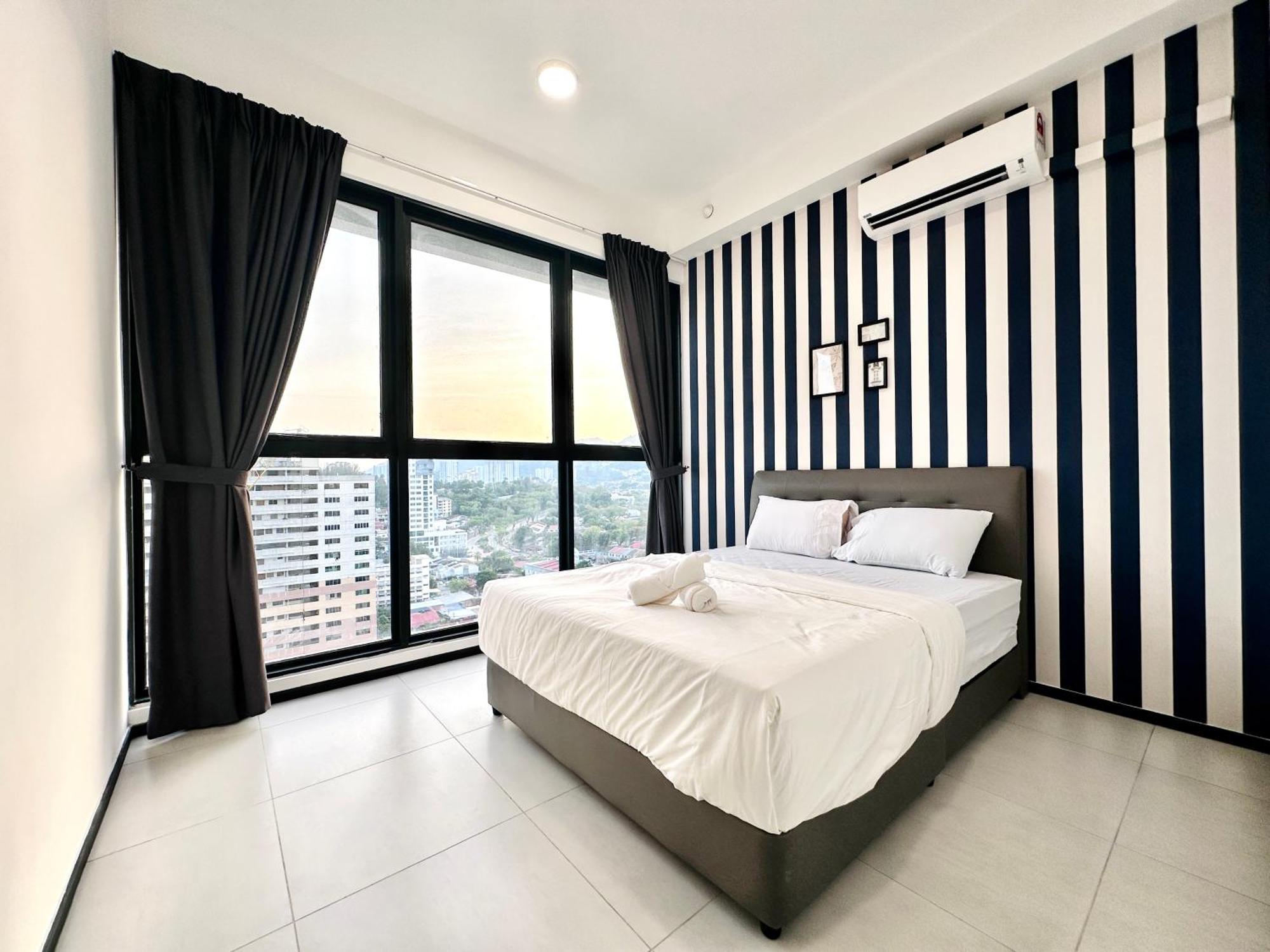 New 2br Or 3br Homey Getaway 7 To 10 Pax At Urban Suites, Georgetown By Urban Staycation Lod * Jelutong